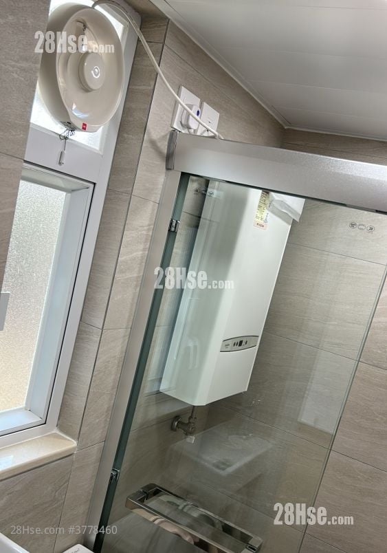 Valiant Court Rental 1 Bathroom 238 ft²