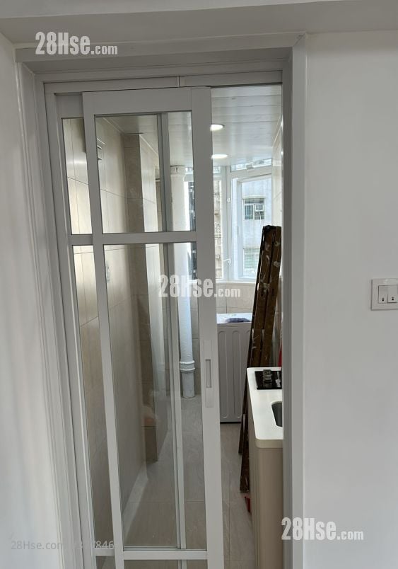 Valiant Court Rental 1 Bathroom 238 ft²