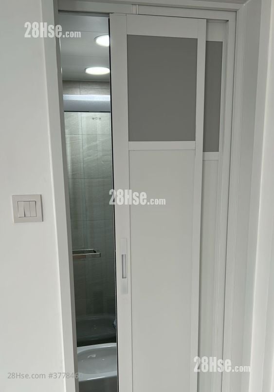 Valiant Court Rental 1 Bathroom 238 ft²