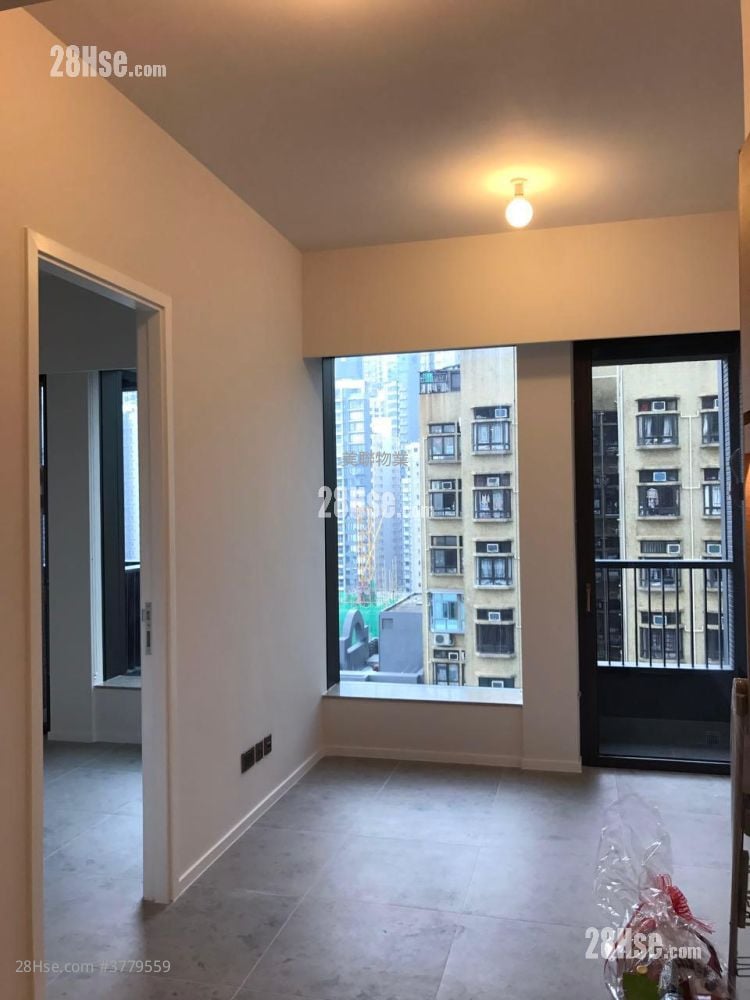 Bohemian House Sell 1 Bedroom , 1 Bathroom 342 ft²