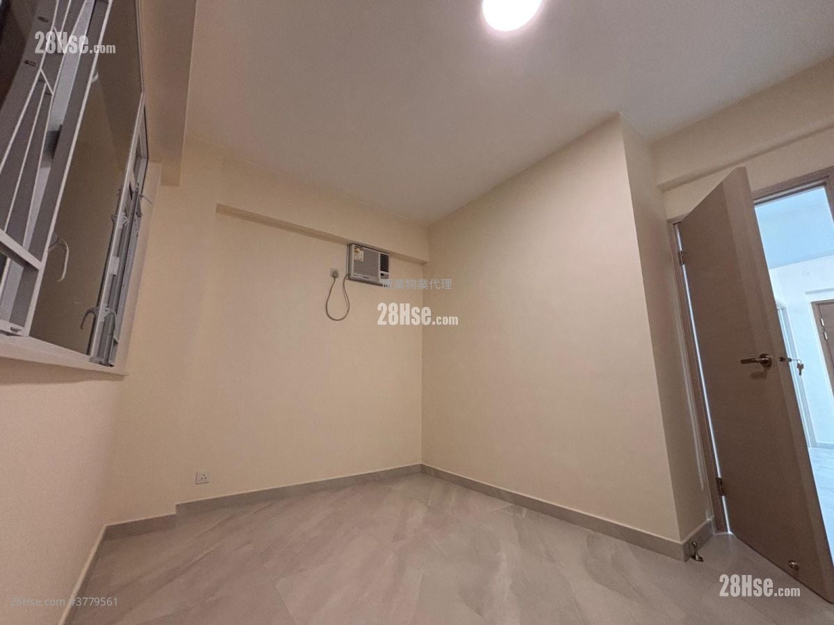 怡安阁 租盘 3 房 566 平方尺