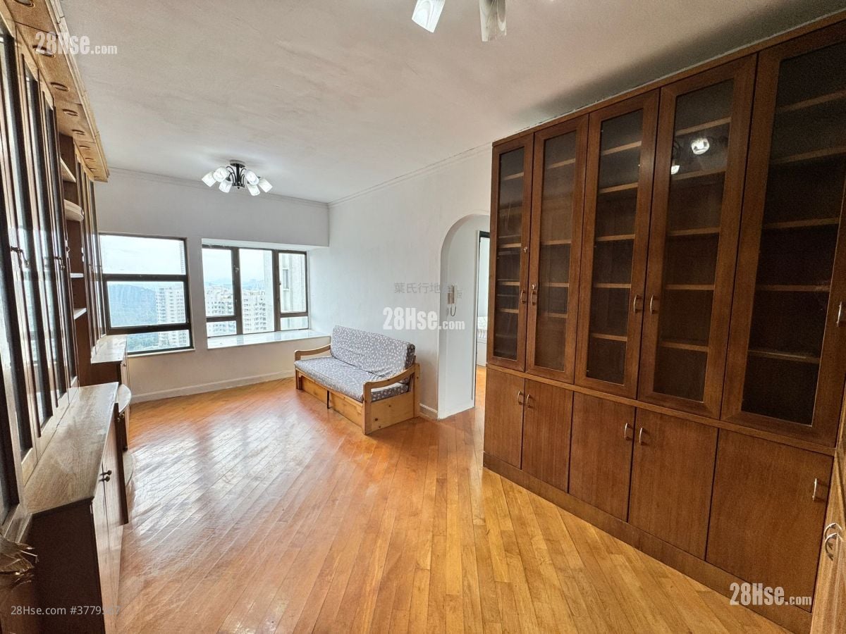 华景山庄 售盘 2 房 , 1 浴室 546 平方尺