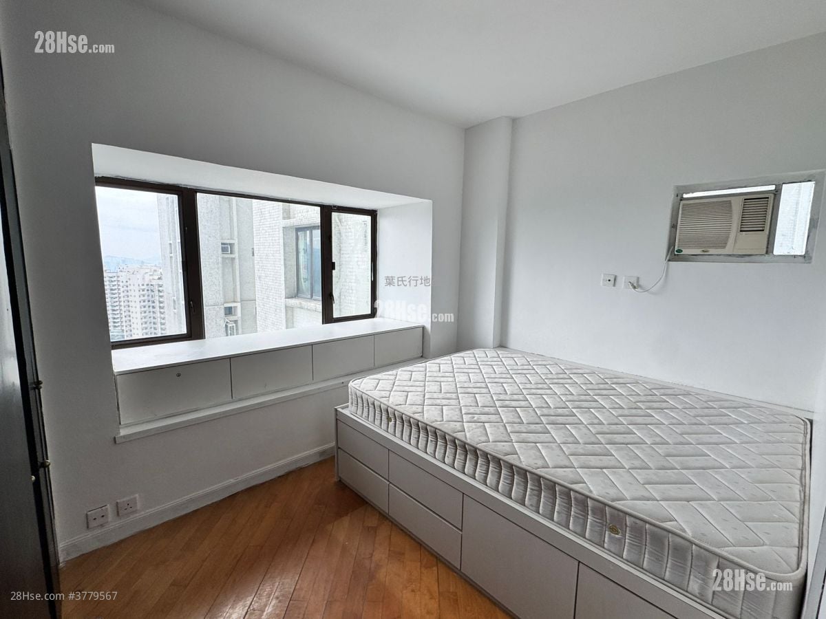 华景山庄 售盘 2 房 , 1 浴室 546 平方尺