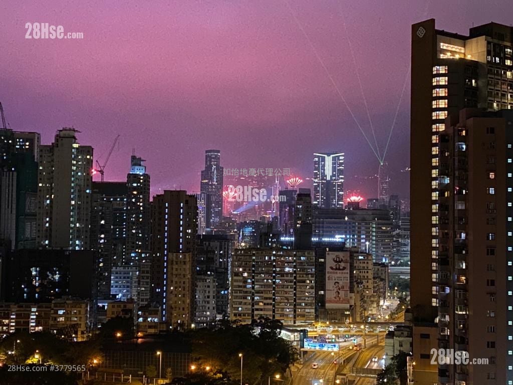 Chatham Gate Sell 3 Bedrooms , 2 Bathrooms 708 ft²