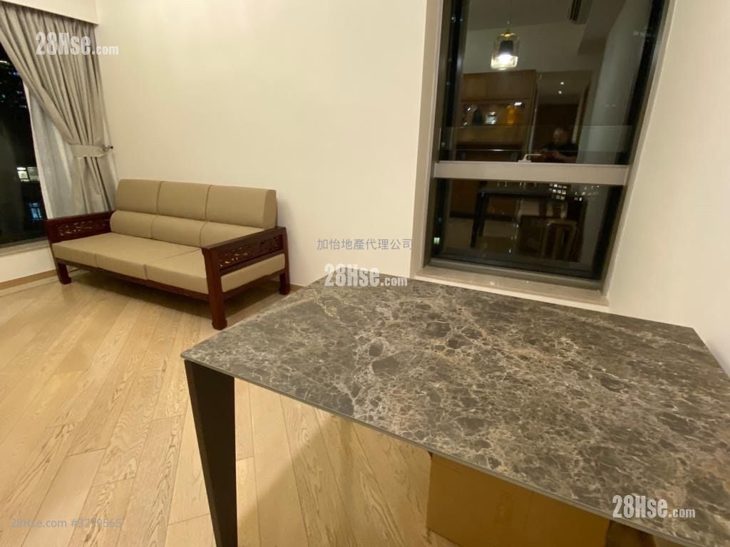 Chatham Gate Sell 3 Bedrooms , 2 Bathrooms 708 ft²