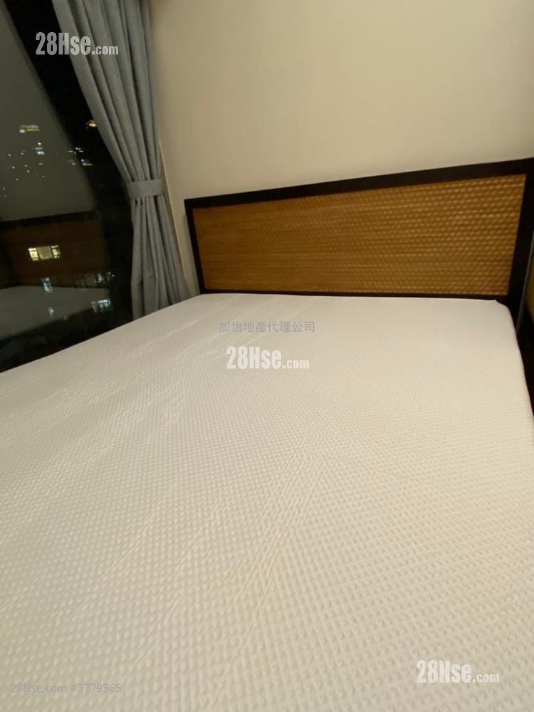 Chatham Gate Sell 3 Bedrooms , 2 Bathrooms 708 ft²