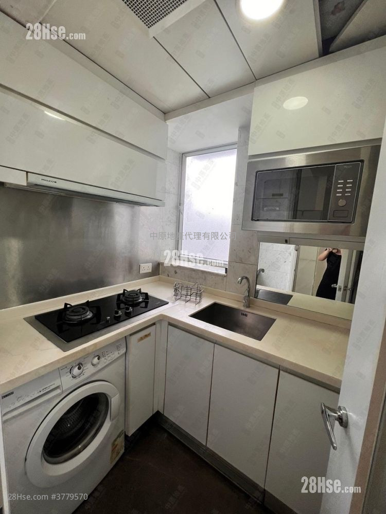 Festival City Sell 3 Bedrooms 689 ft²