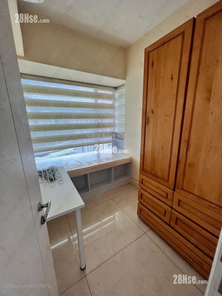 Festival City Sell 3 Bedrooms 689 ft²