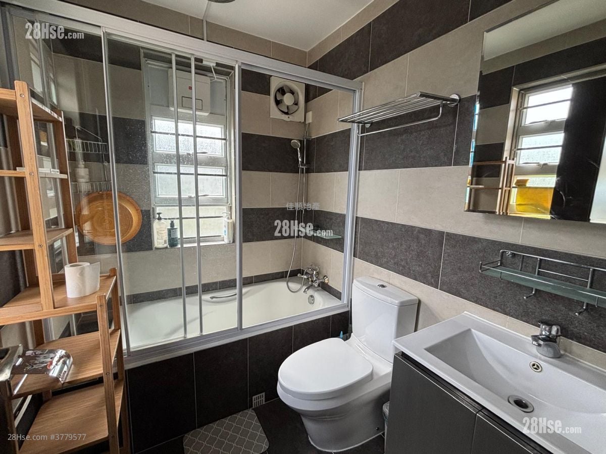 村屋 租盘 5+ 房 , 4 浴室