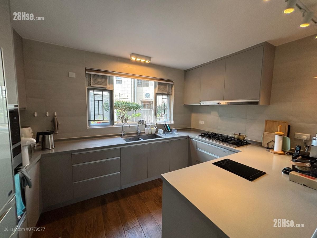 村屋 租盘 5+ 房 , 4 浴室