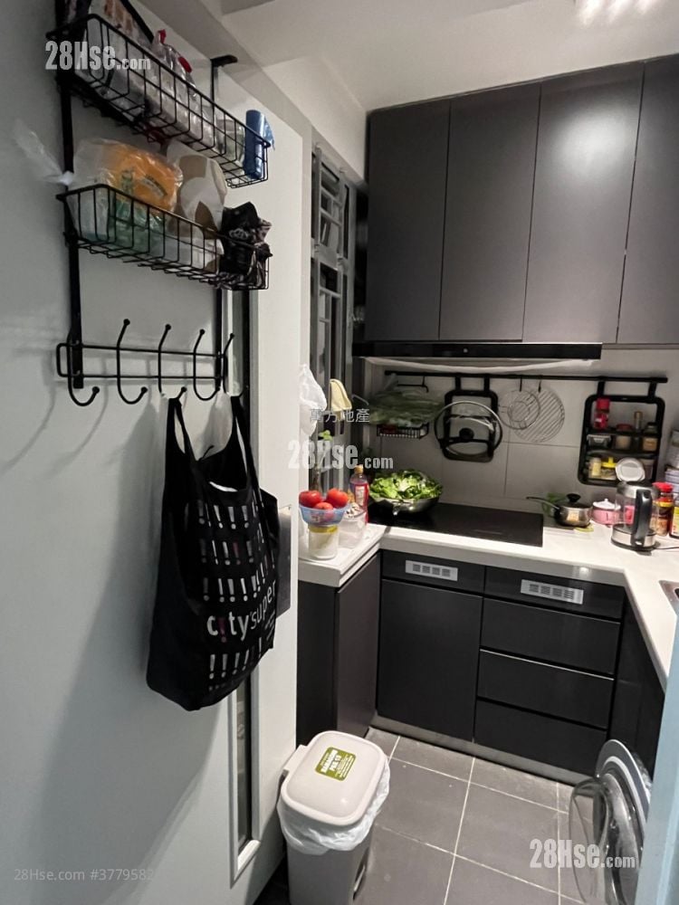 Mei Ying Court Sell 2 Bedrooms , 1 Bathroom 451 ft²