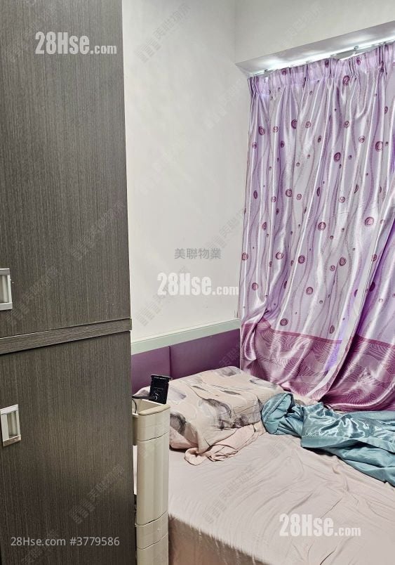 峻峦 售盘 3 房 , 2 浴室 714 平方尺