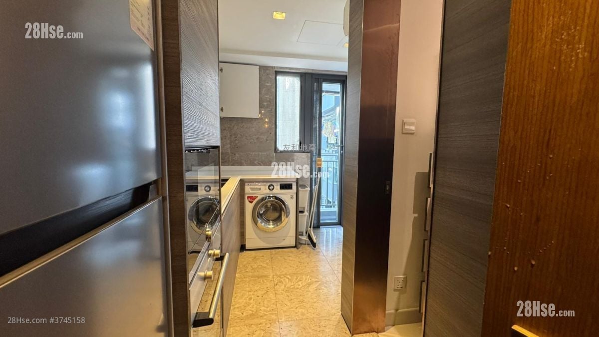 贤文礼士 售盘 883 平方尺