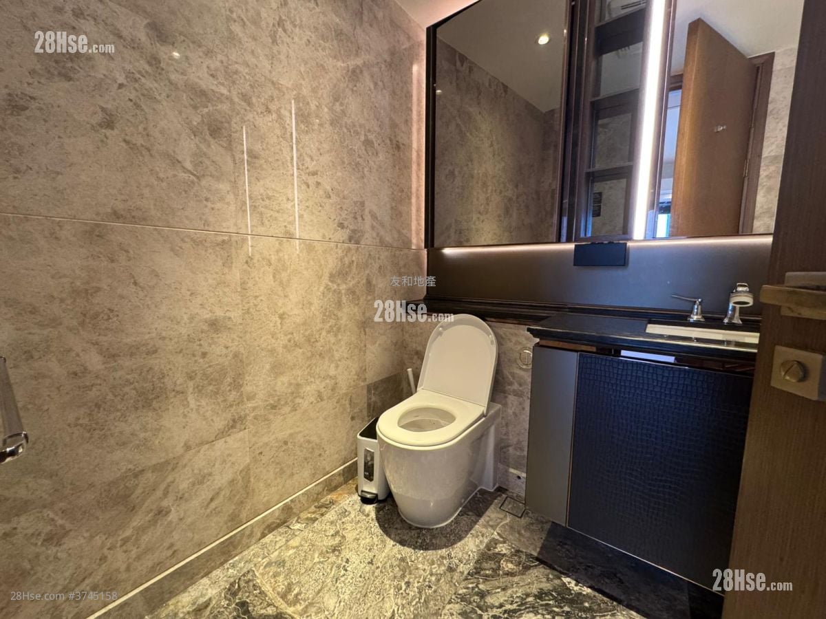 贤文礼士 售盘 883 平方尺