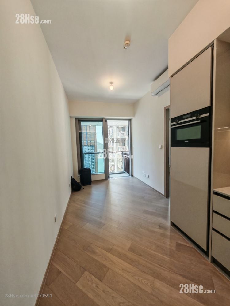 Villa Garda Ii Rental 1 Bedroom , 1 Bathroom 353 ft²