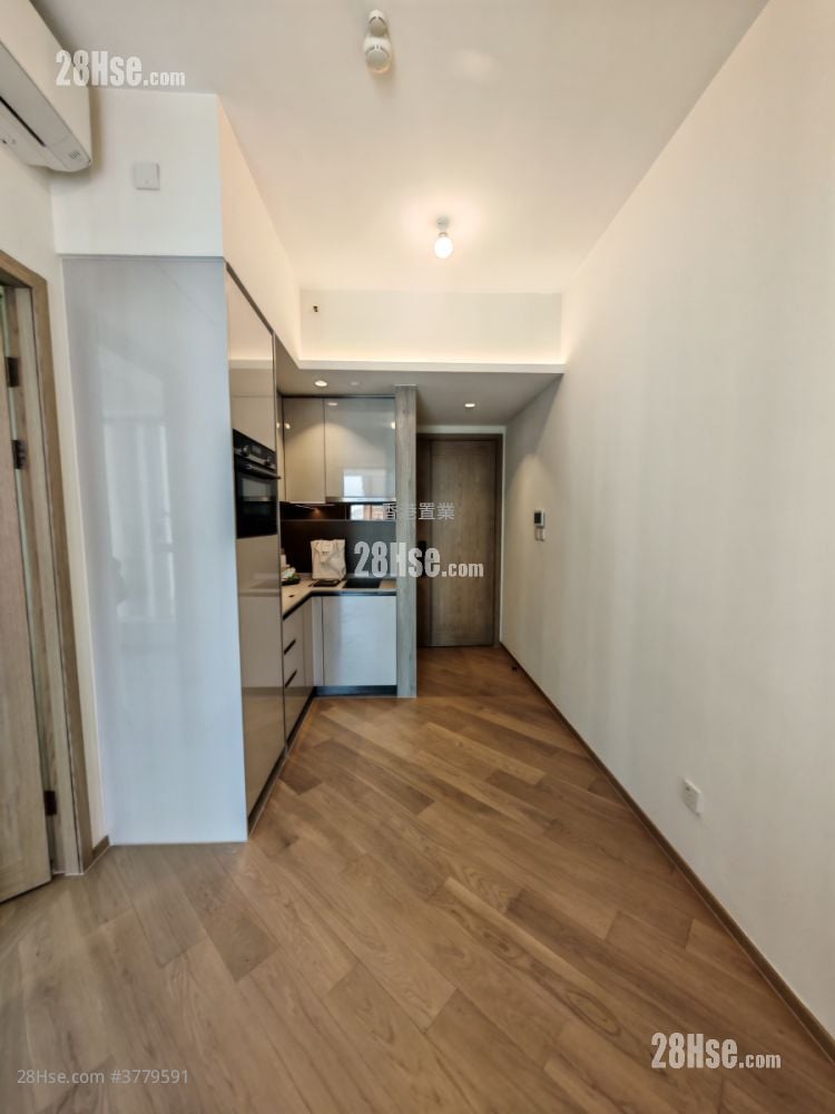 Villa Garda Ii Rental 1 Bedroom , 1 Bathroom 353 ft²