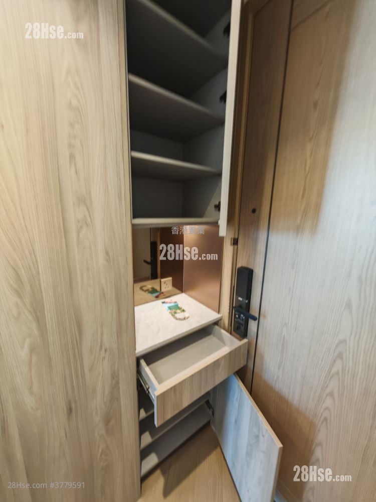 Villa Garda Ii Rental 1 Bedroom , 1 Bathroom 353 ft²