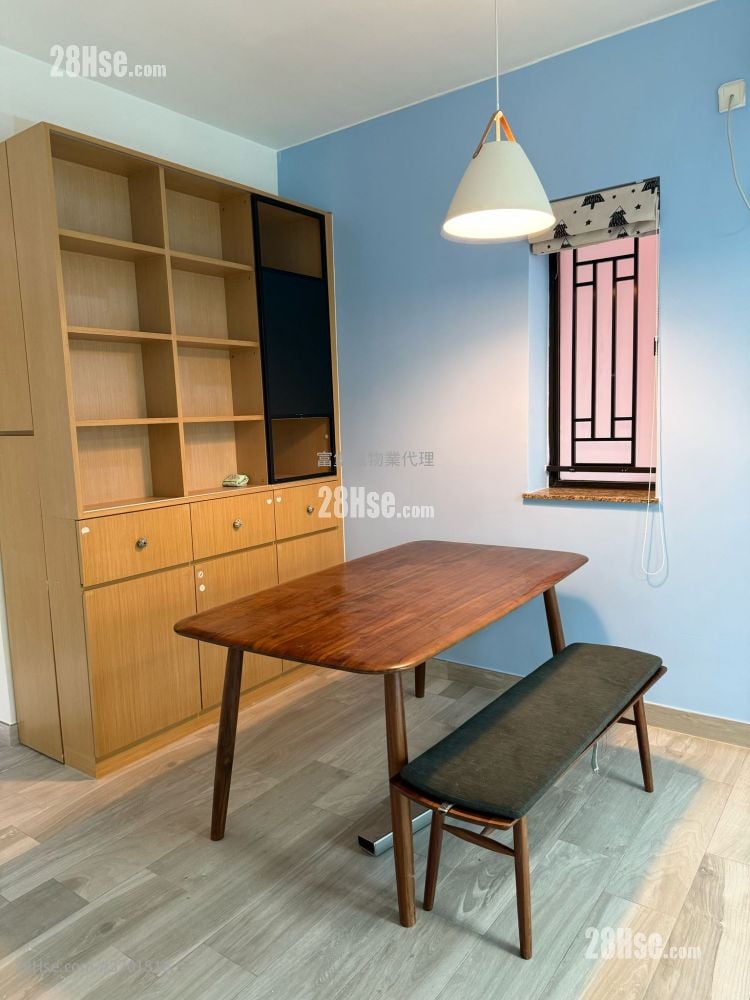 帝堡城 售盤 2 房 , 1 浴室 580 平方呎