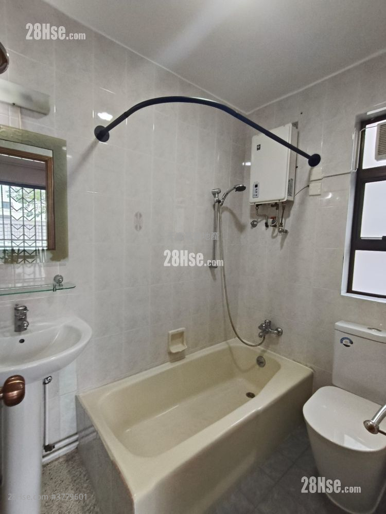 澳门村 租盘 3 房 , 2 浴室 1,300 平方尺