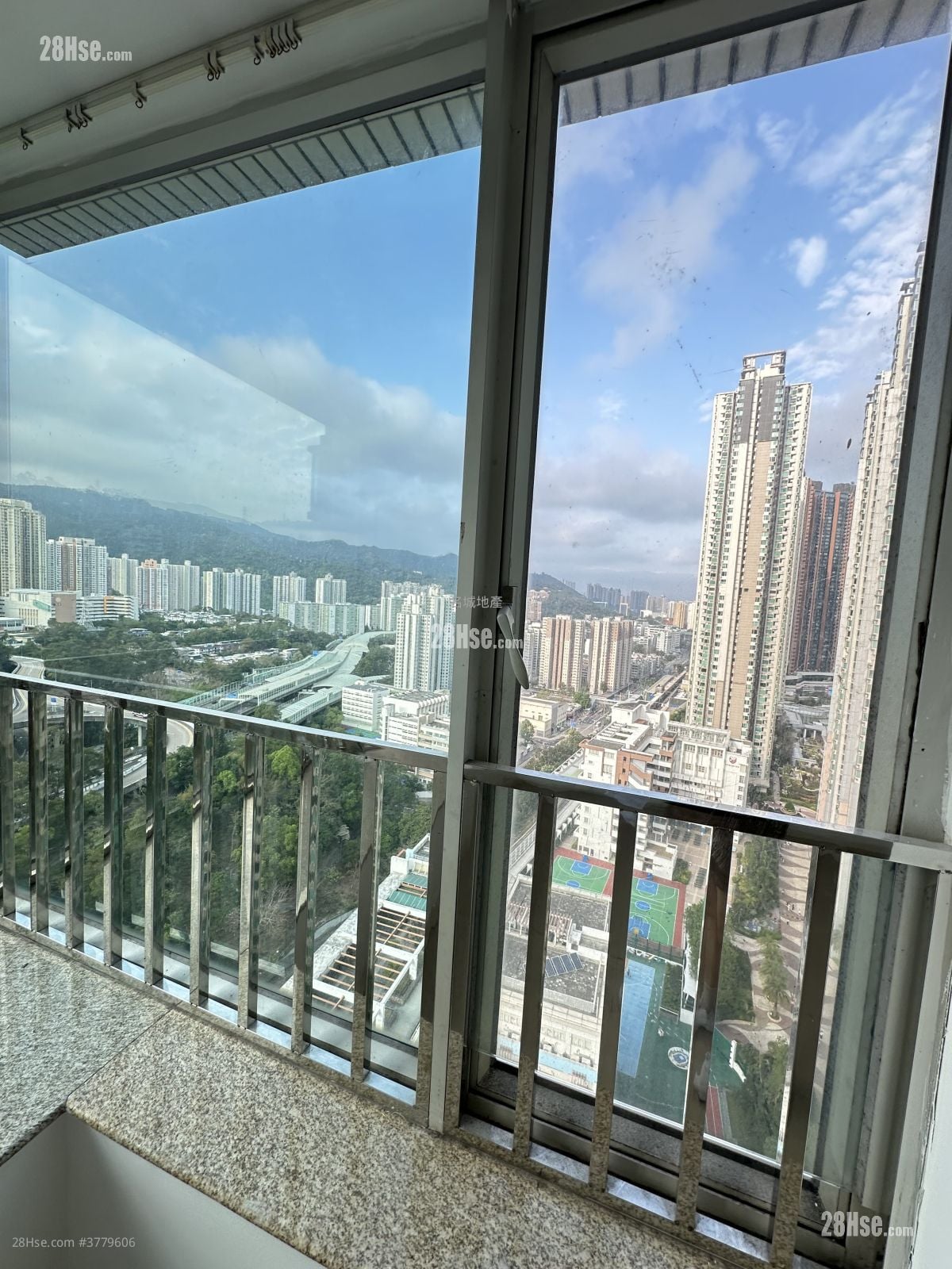 名城 租盘 4 房 , 3 浴室 842 平方尺