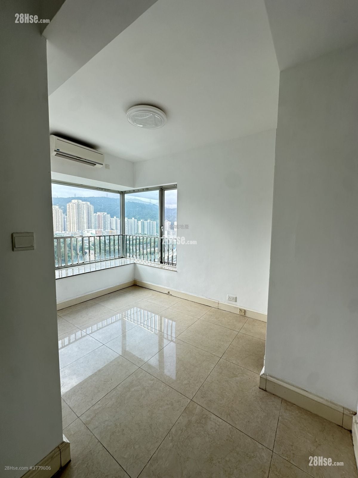 名城 租盘 4 房 , 3 浴室 842 平方尺