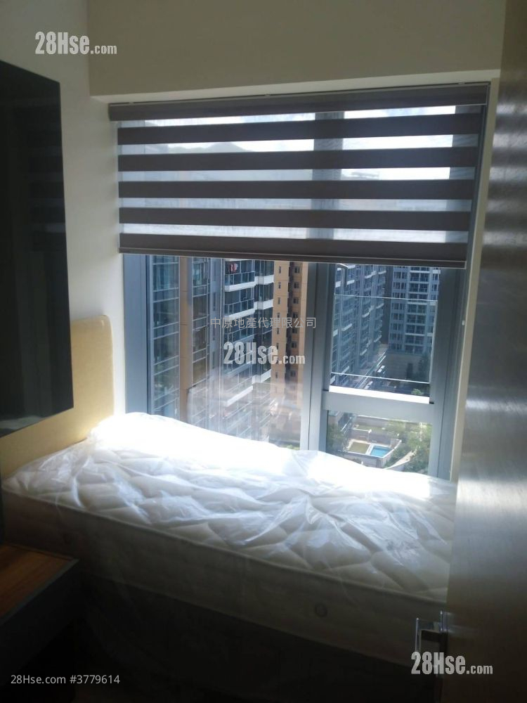 峻峦 售盘 3 房 , 2 浴室 716 平方尺