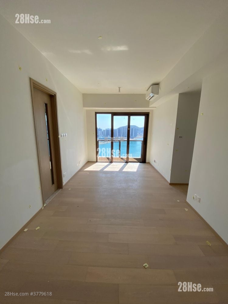 Lp6 Sell 3 Bedrooms , 2 Bathrooms 791 ft²