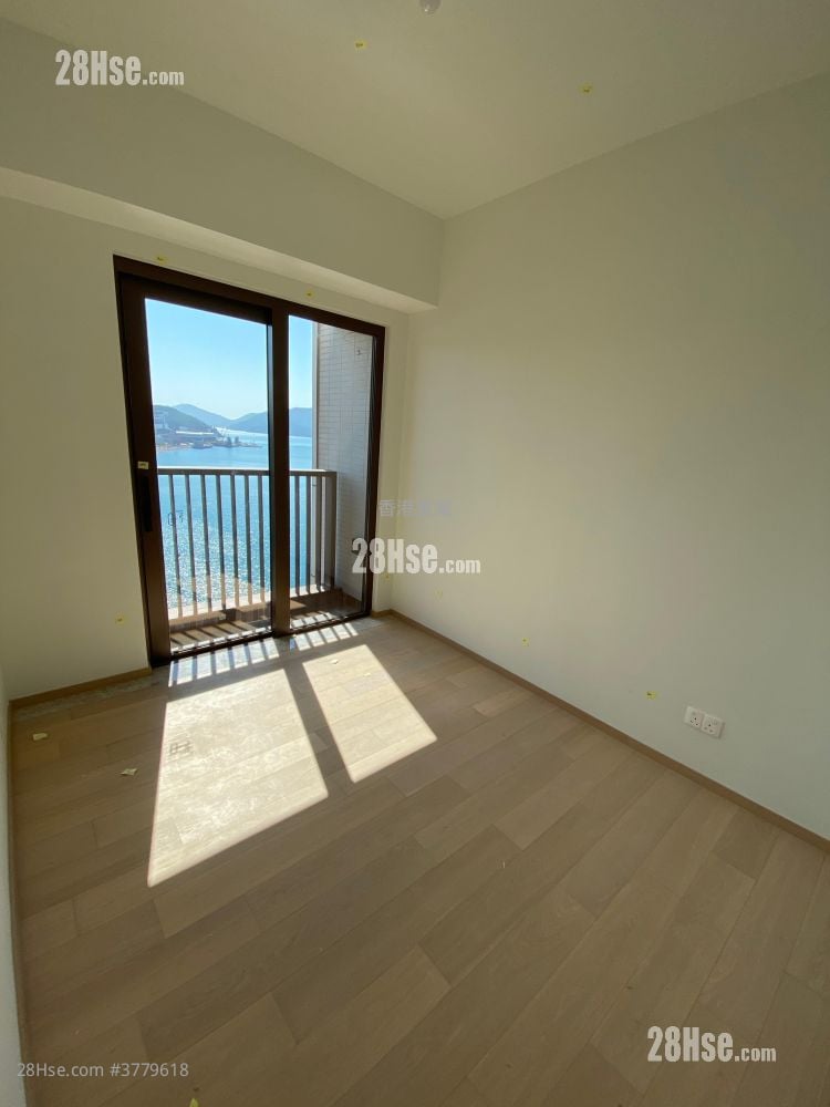 Lp6 Sell 3 Bedrooms , 2 Bathrooms 791 ft²