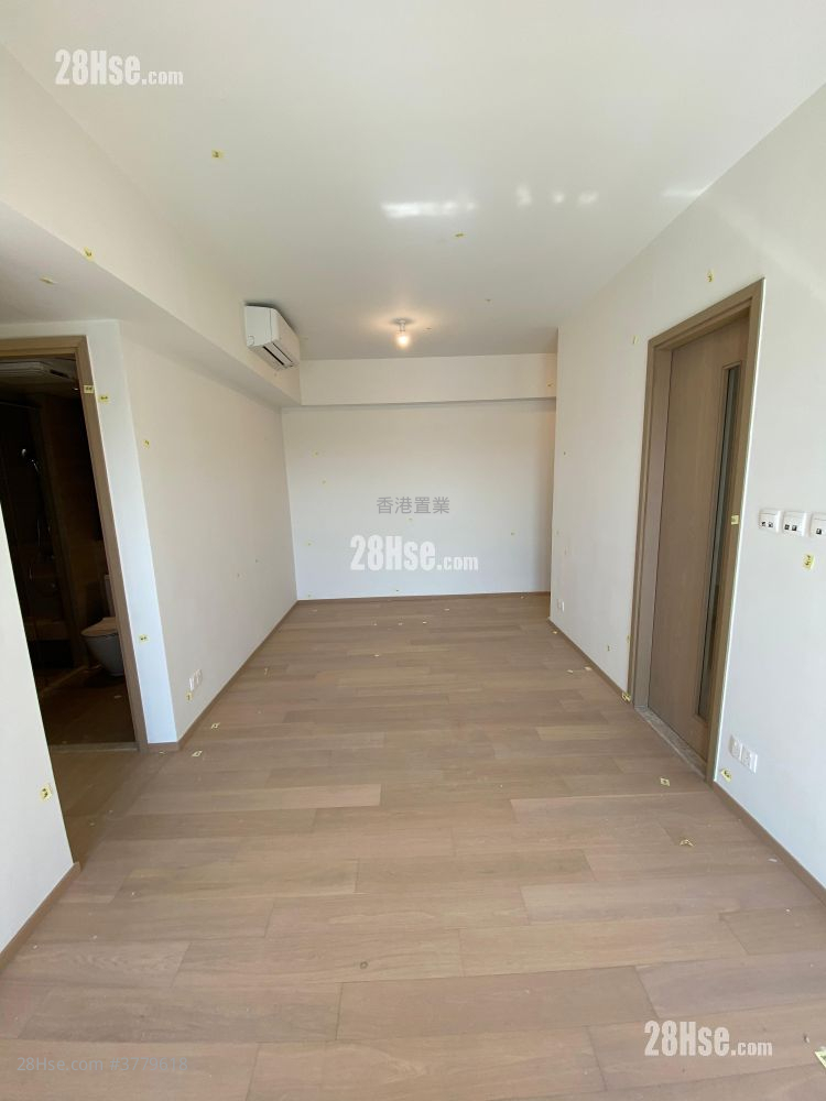 Lp6 Sell 3 Bedrooms , 2 Bathrooms 791 ft²