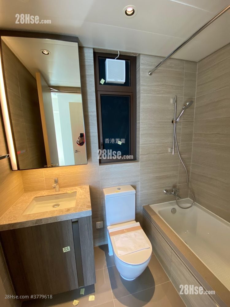 Lp6 Sell 3 Bedrooms , 2 Bathrooms 791 ft²