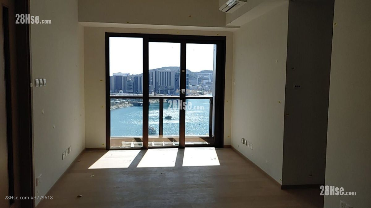 Lp6 Sell 3 Bedrooms , 2 Bathrooms 791 ft²