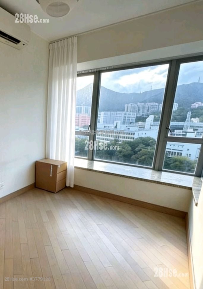 溱岸8号 售盘 4 房 , 2 浴室 1,018 平方尺