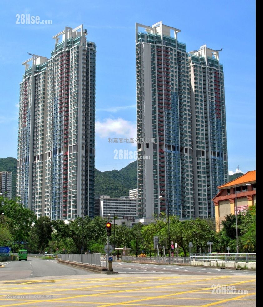 溱岸8号 售盘 4 房 , 2 浴室 1,018 平方尺