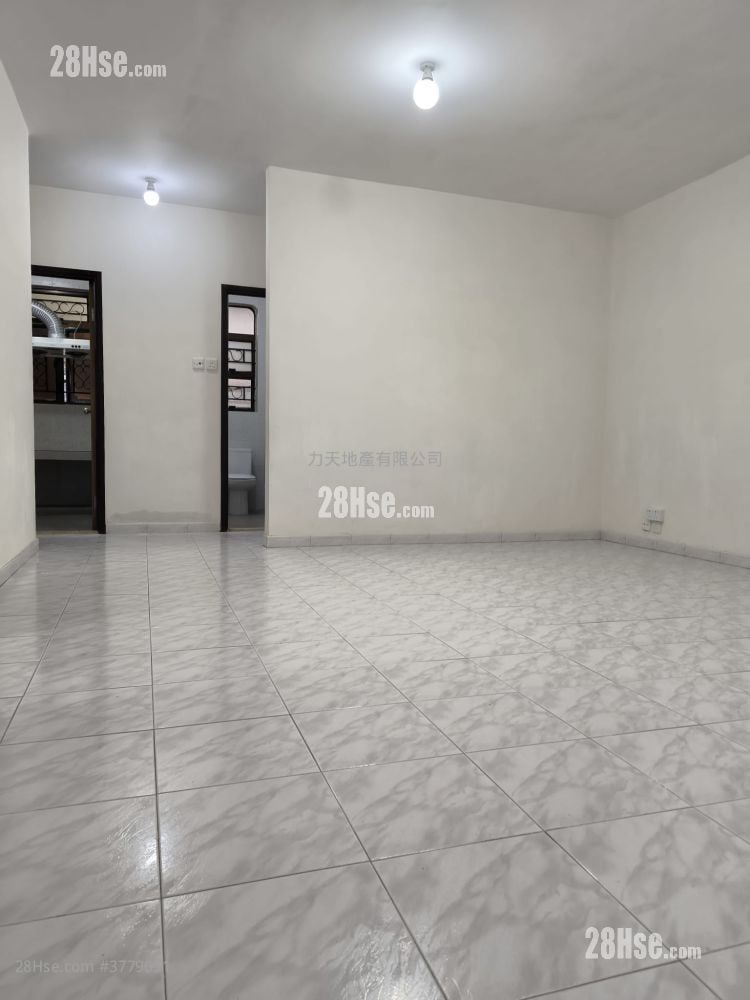 Fo Tan Village Rental 3 Bedrooms , 1 Bathroom