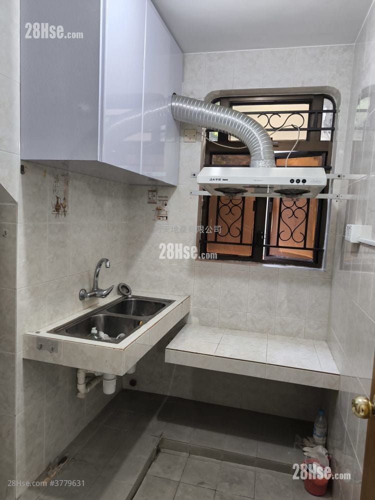 Fo Tan Village Rental 3 Bedrooms , 1 Bathroom