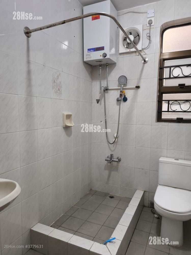 Fo Tan Village Rental 3 Bedrooms , 1 Bathroom