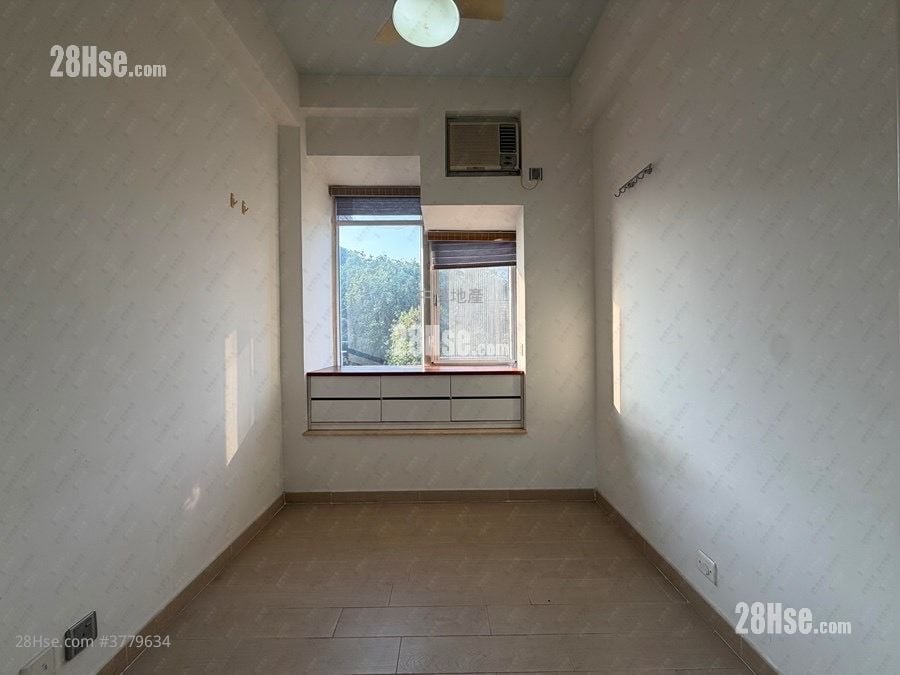 芙蓉园 售盘 3 房 689 平方尺