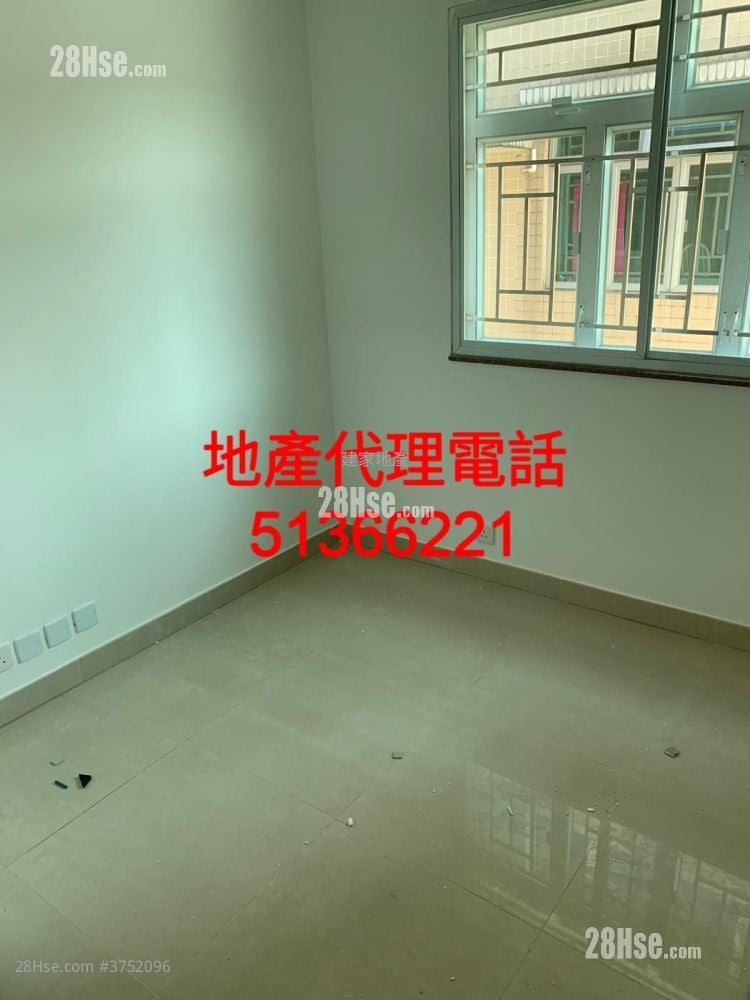 村屋 租盘 3 房 , 1 浴室 700 平方尺