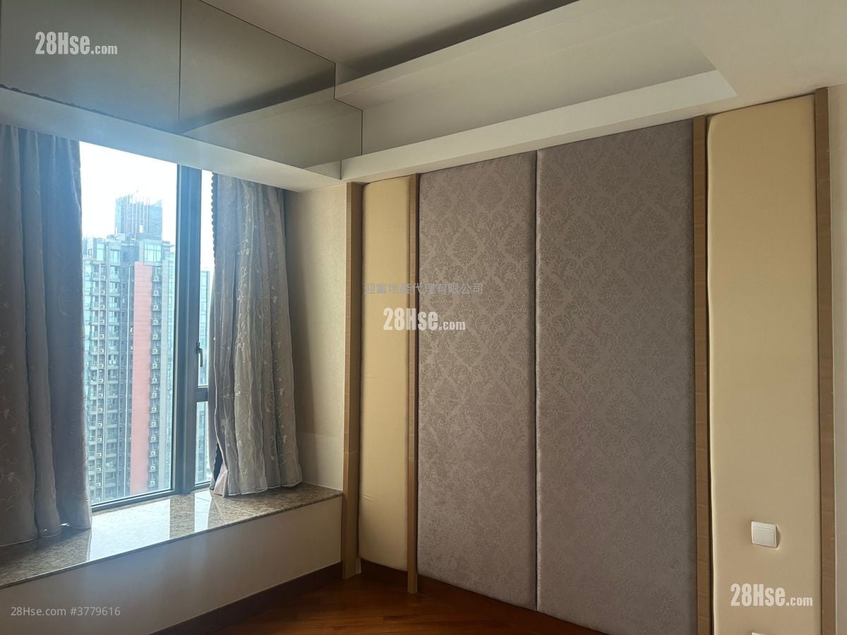 御龙山 租盘 4 房 , 4 浴室 1,847 平方尺