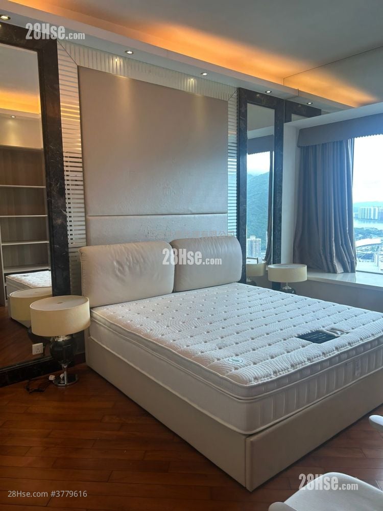 御龙山 租盘 4 房 , 4 浴室 1,847 平方尺