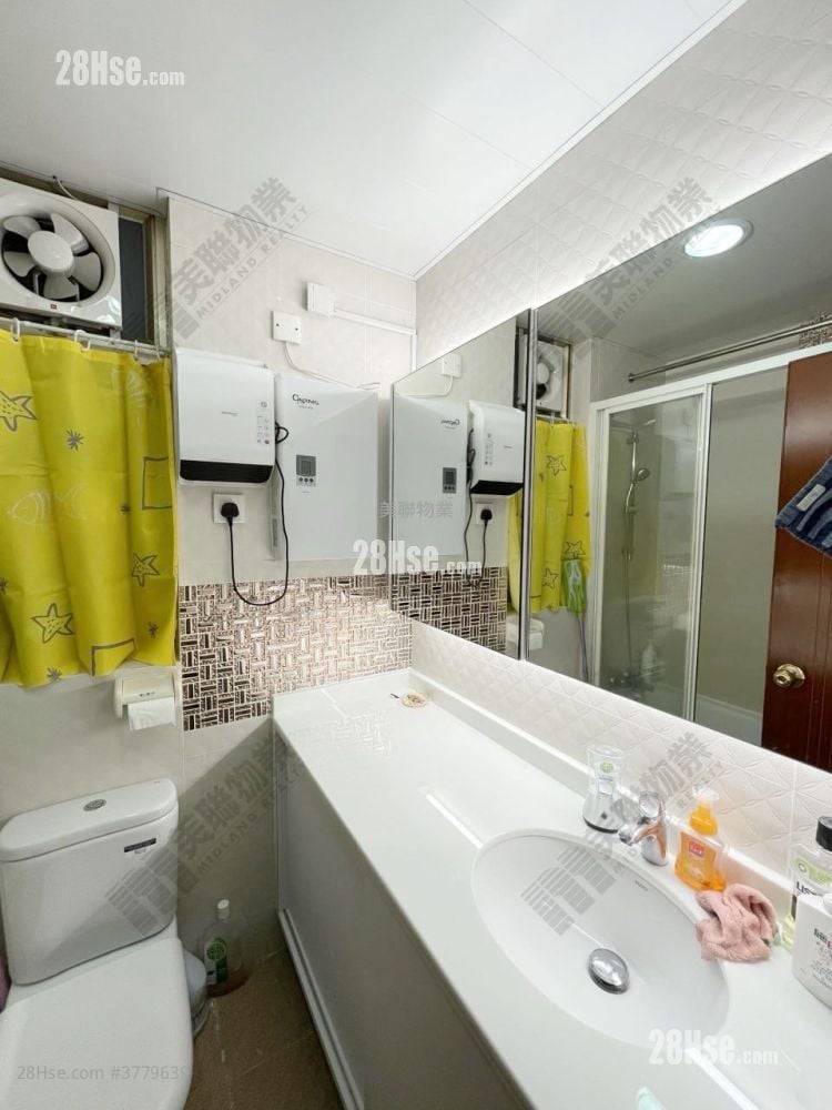 碧湖花园 售盘 3 房 , 1 浴室 488 平方尺
