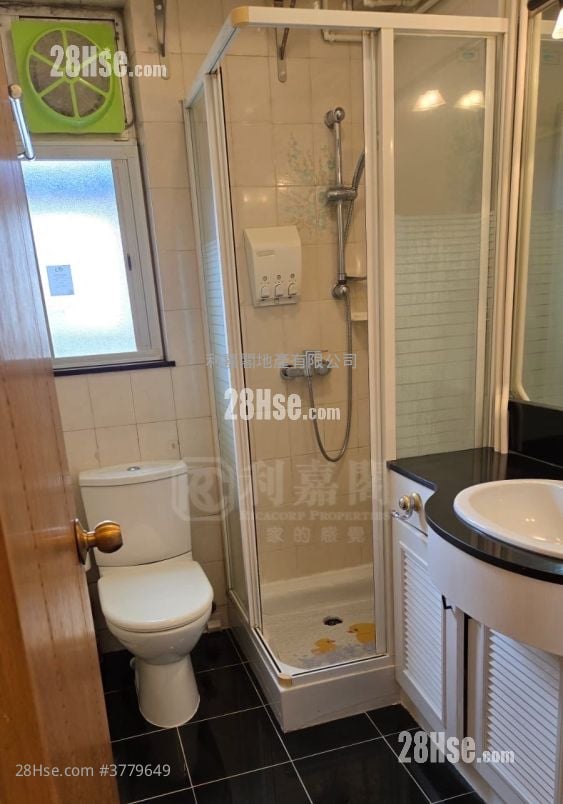 Tempo Court Sell 2 Bedrooms 753 ft²