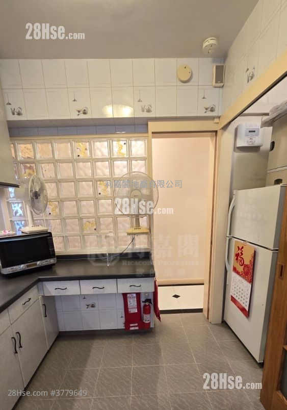 Tempo Court Sell 2 Bedrooms 753 ft²