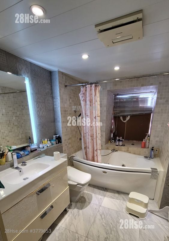 Wonderland Villas Rental 3 Bedrooms , 2 Bathrooms 1,172 ft²