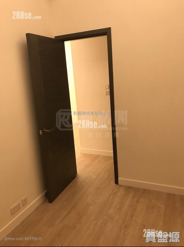 Residence Bel-Air Sell 2 Bedrooms , 2 Bathrooms 729 ft²