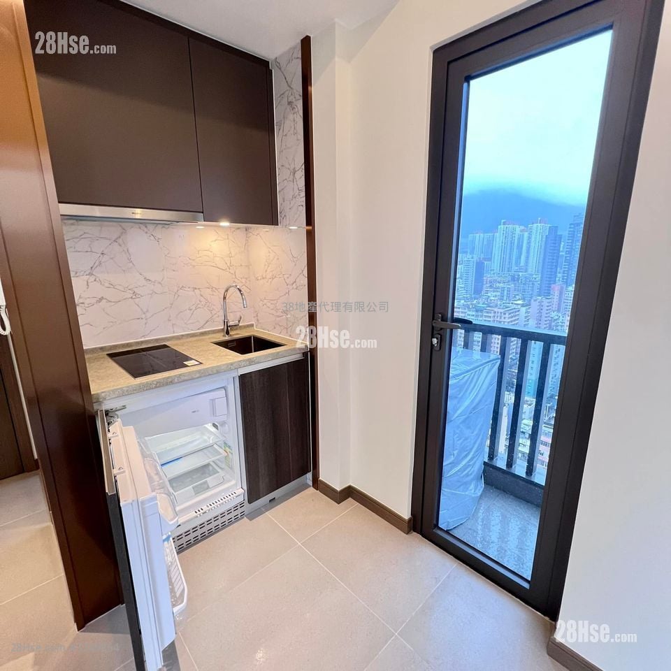 AVA228 租盘 1 房 , 1 浴室 249 平方尺