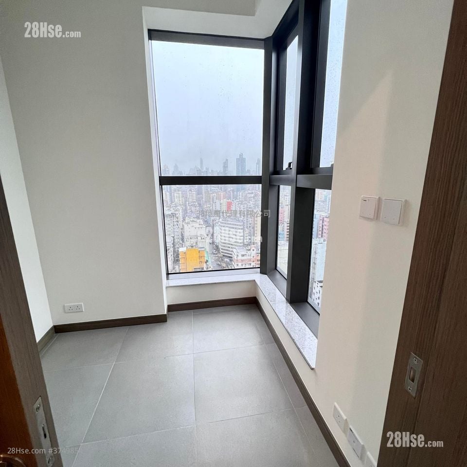 AVA228 租盘 1 房 , 1 浴室 249 平方尺