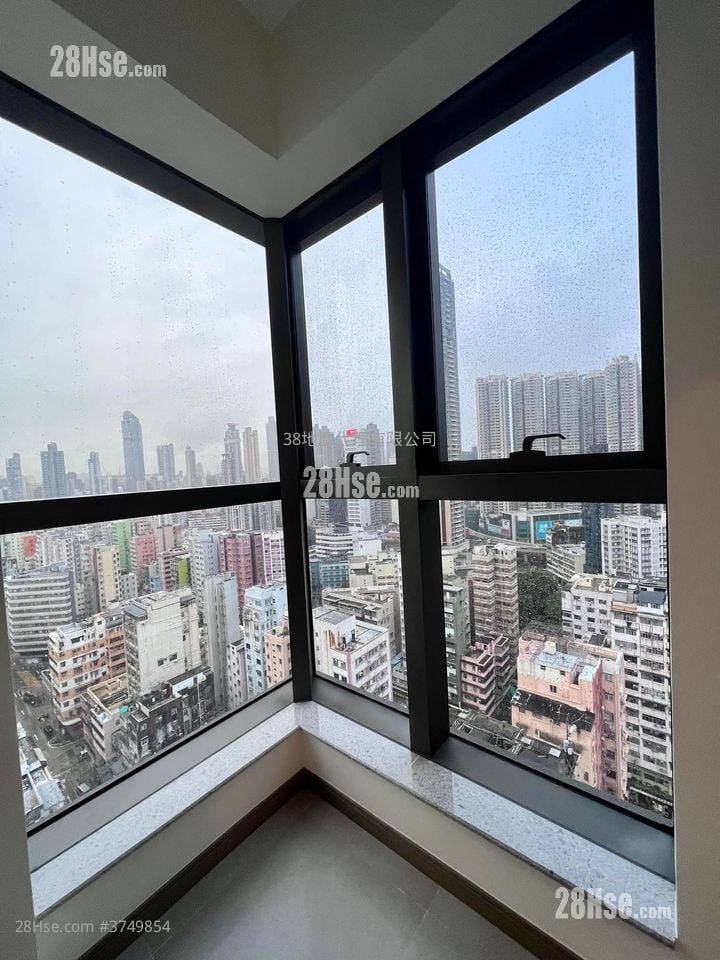 AVA228 租盘 1 房 , 1 浴室 249 平方尺