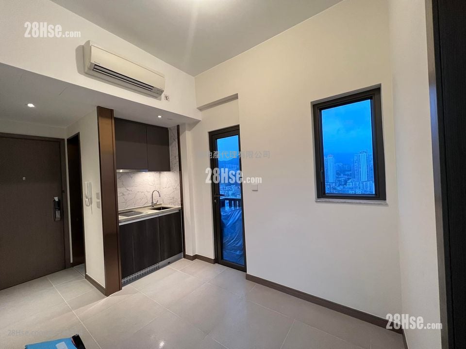 AVA228 租盘 1 房 , 1 浴室 249 平方尺