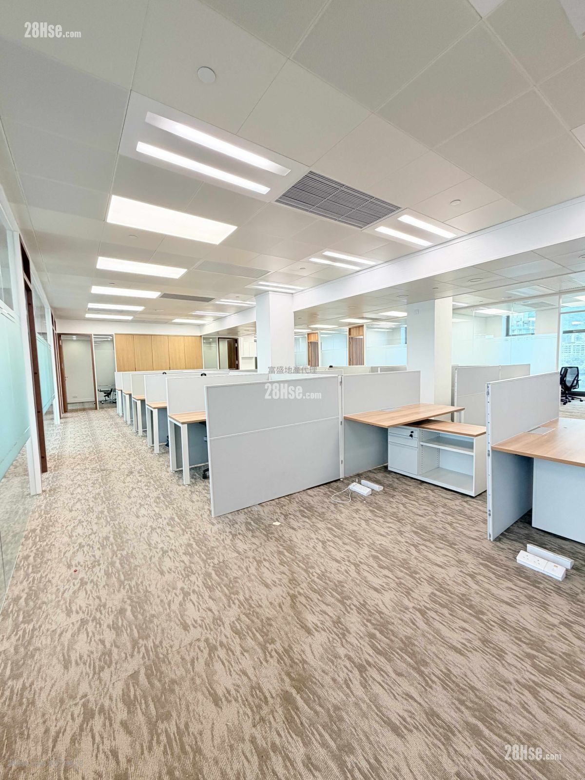 China Shipbuilding Tower Rental 5+ Bedrooms